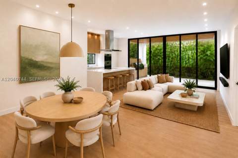 165 Hampton Ln, Key Biscayne FL - photo 14 of 50