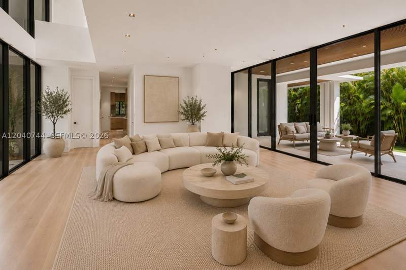 6 bedroom SingleFamilyResidence at 165 Hampton Ln, Tropical Isle Homes Sub 4, Key Biscayne — photo 2
