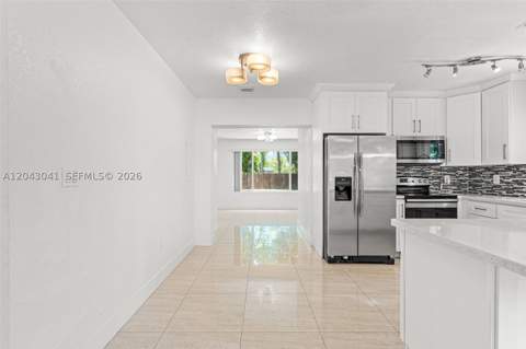 270 NW 51st Ave, Miami FL - photo 10 of 52
