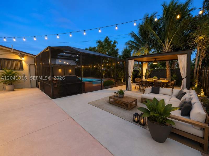3 bedroom SingleFamilyResidence at 10015 SW 213th Ter, Cutler Ridge Sec 7, Cutler Bay — photo 2