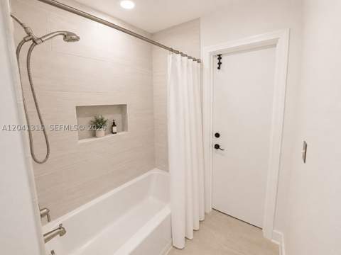 10015 SW 213th Ter, Cutler Bay FL - photo 21 of 39