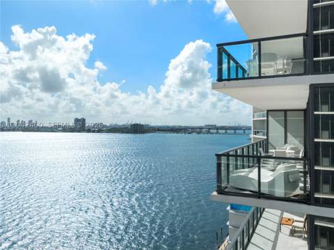 788 NE 23rd St 902, Miami FL - photo 6 of 34