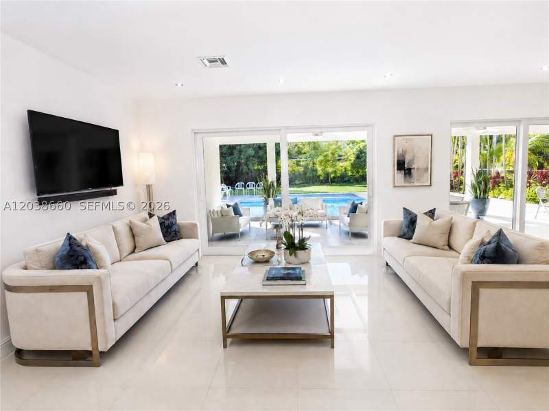 4 bedroom SingleFamilyResidence at 9710 SW 72nd Ct, Breezeswept Acres, Pinecrest — photo 2