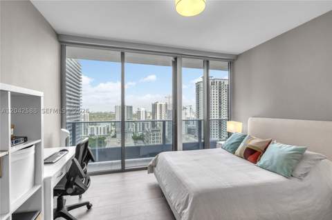 1000 Brickell Plz 2402, Miami FL - photo 16 of 56