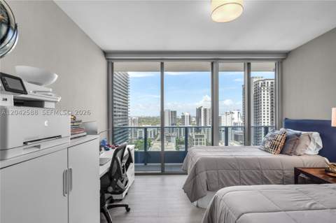 1000 Brickell Plz 2402, Miami FL - photo 17 of 56