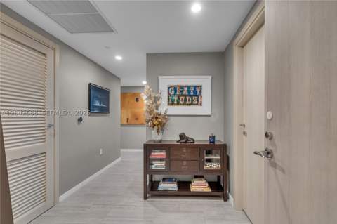 1000 Brickell Plz 2402, Miami FL - photo 9 of 56