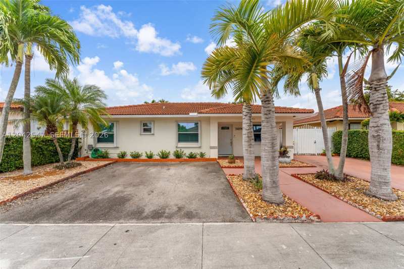 3 bedroom SingleFamilyResidence at 18250 SW 139th Ct, Eureka Creek Sub, Miami — photo 1