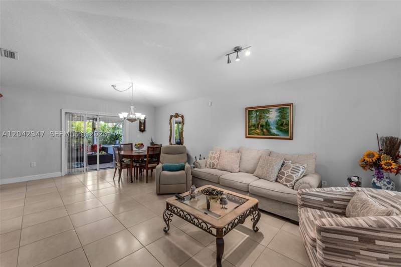 3 bedroom SingleFamilyResidence at 18250 SW 139th Ct, Eureka Creek Sub, Miami — photo 3