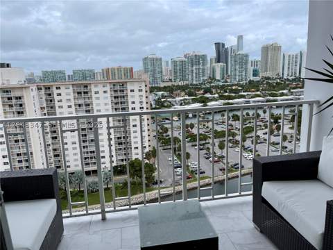 500 Bayview Dr 1719, Sunny Isles Beach FL - photo 14 of 15