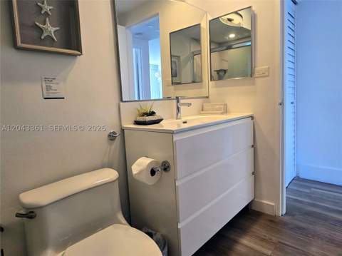 5601 Collins Ave 520, Miami Beach FL - photo 13 of 31