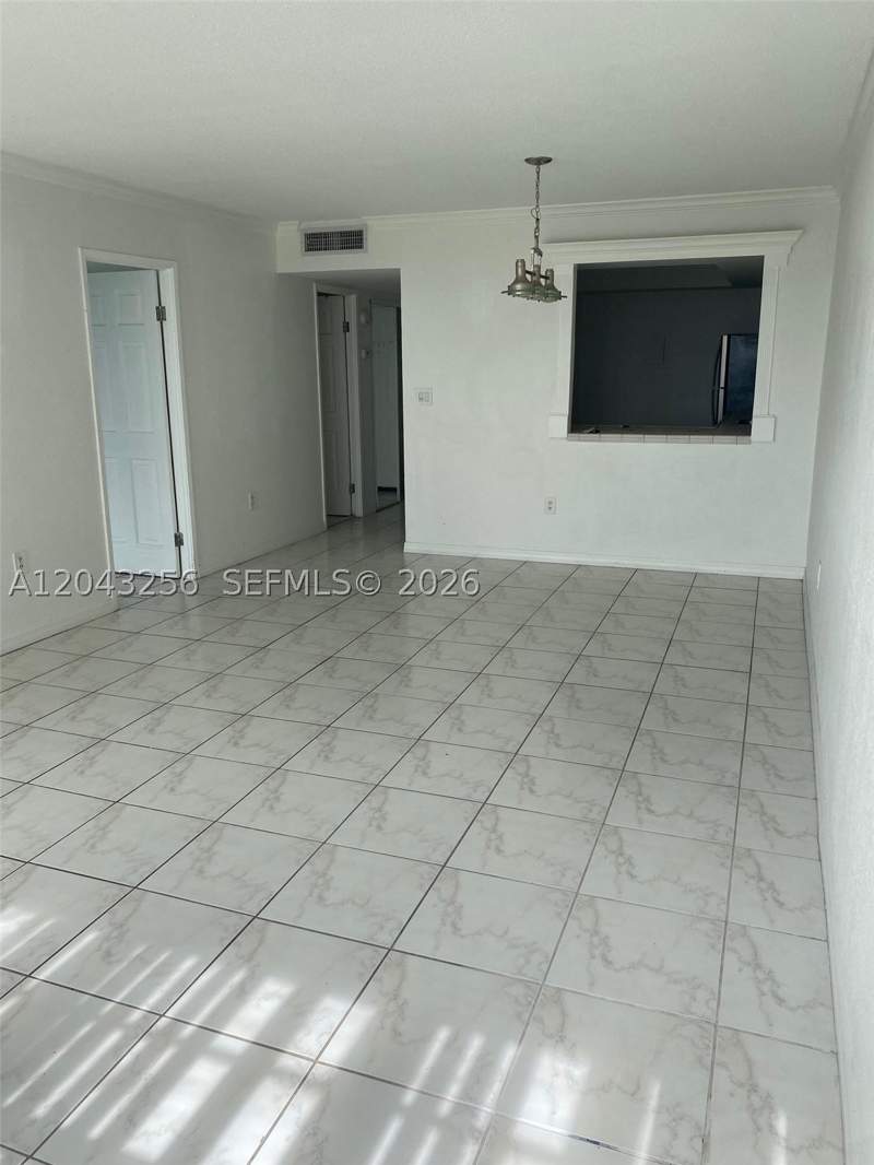 1 bedroom Condominium at 1301 NE Miami Gardens Dr 701W, Buckley Towers Condo - Ea, Miami — photo 5