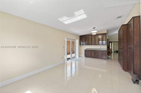 910 SW 140th Ave, Miami FL - photo 12 of 77
