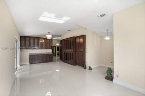 910 SW 140th Ave, Miami FL - photo 14 of 77