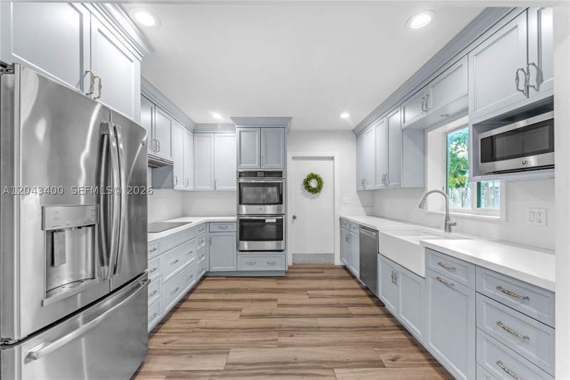4 bedroom SingleFamilyResidence at 8255 SW 134th St, Capri Estates, Pinecrest — photo 4