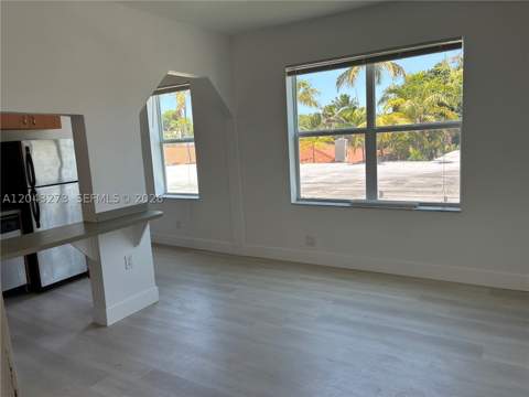1618 Michigan Ave 38, Miami Beach FL - photo 6 of 20