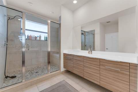 8822 NW 161st Ter, Miami Lakes FL - photo 19 of 54