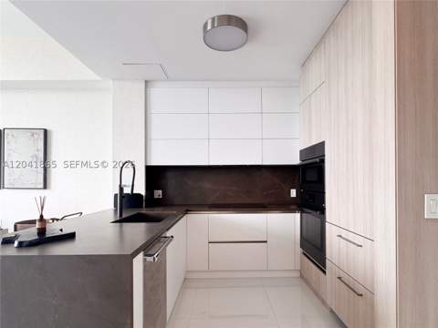 950 Brickell Bay Dr 5608, Miami FL - photo 6 of 59