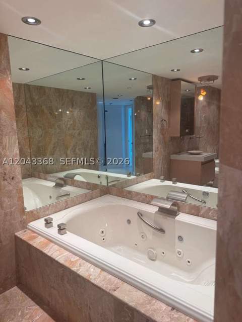 5025 Collins Ave 1602, Miami Beach FL - photo 12 of 37
