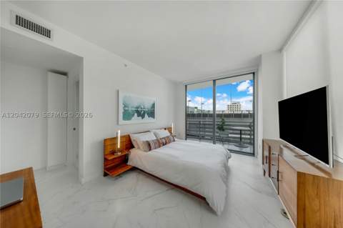 460 NE 28th St 701, Miami FL - photo 15 of 19