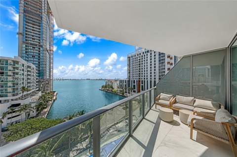 460 NE 28th St 701, Miami FL - photo 8 of 19