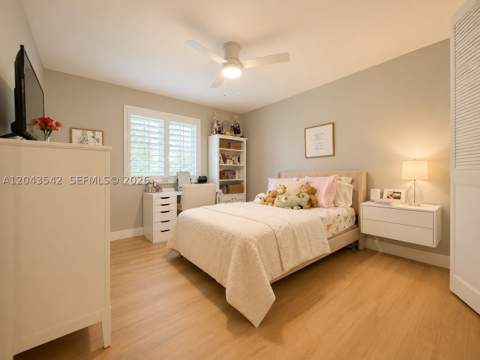 8481 SW 144th St, Palmetto Bay FL - photo 22 of 47