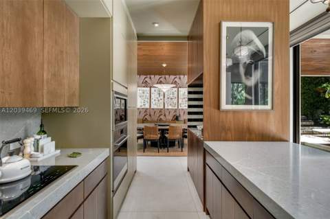 7851 SW 48th Pl, Miami FL - photo 12 of 47