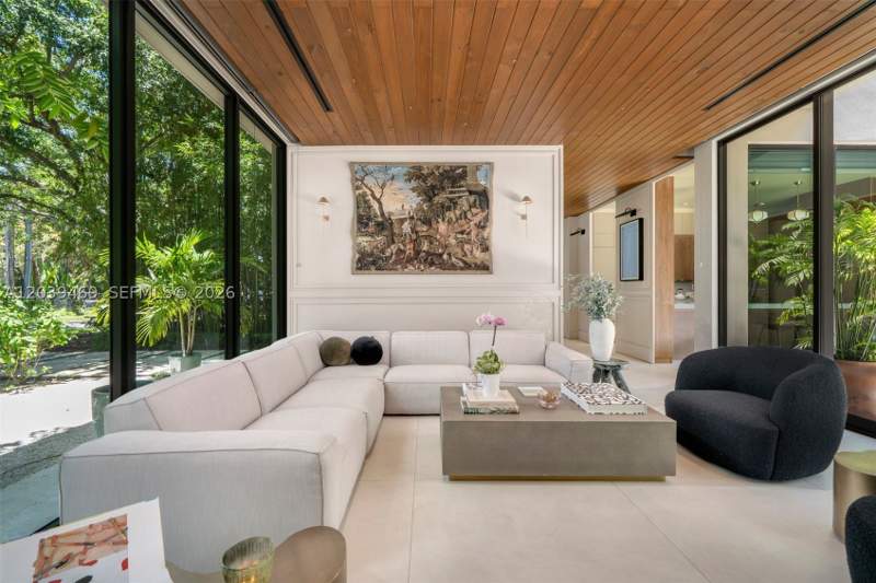 5 bedroom SingleFamilyResidence at 7851 SW 48th Pl, Granada Park A, Miami — photo 4