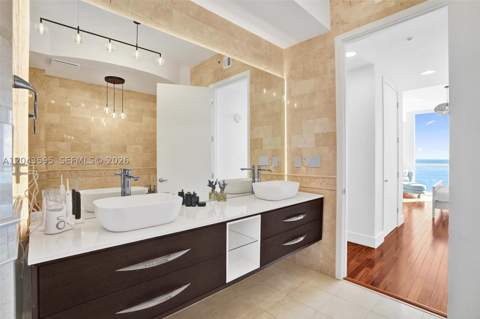 18101 Collins Ave 1607, Sunny Isles Beach FL - photo 21 of 40