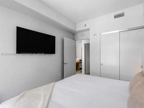 11 NE 6th St 1509, Miami FL - photo 10 of 31