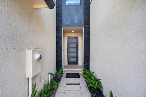 15841 NW 91st Ct, Miami Lakes FL - photo 10 of 98