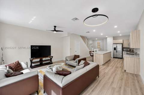 15841 NW 91st Ct, Miami Lakes FL - photo 15 of 98