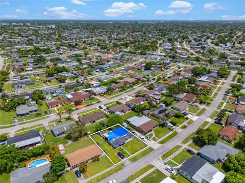 14125 SW 109th Pl, Miami FL - photo 10 of 12