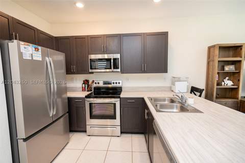 2670 SE 12th St, Homestead FL - photo 14 of 72