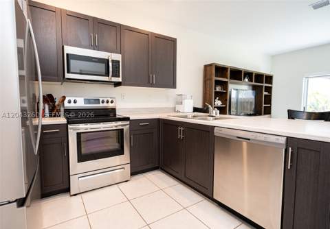 2670 SE 12th St, Homestead FL - photo 17 of 72