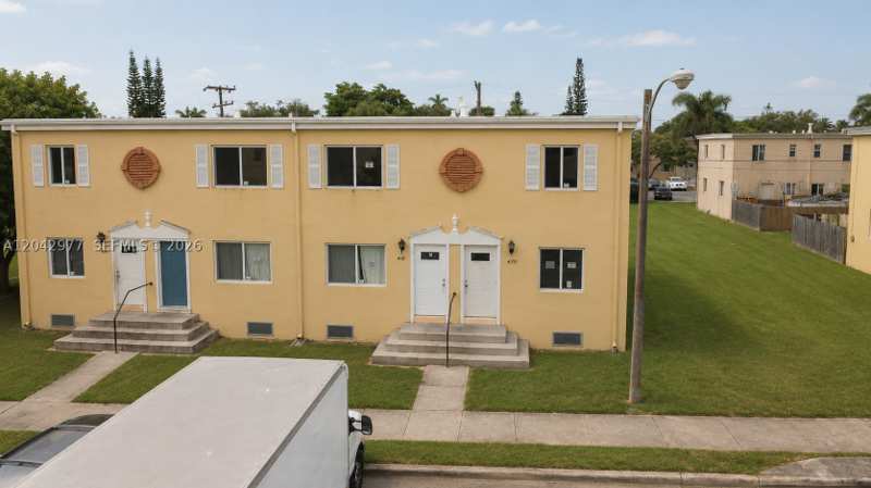 4 bedroom Condominium at 420 NW 84th Ter 420, Sunset Palm Villas Condo, Miami — photo 1