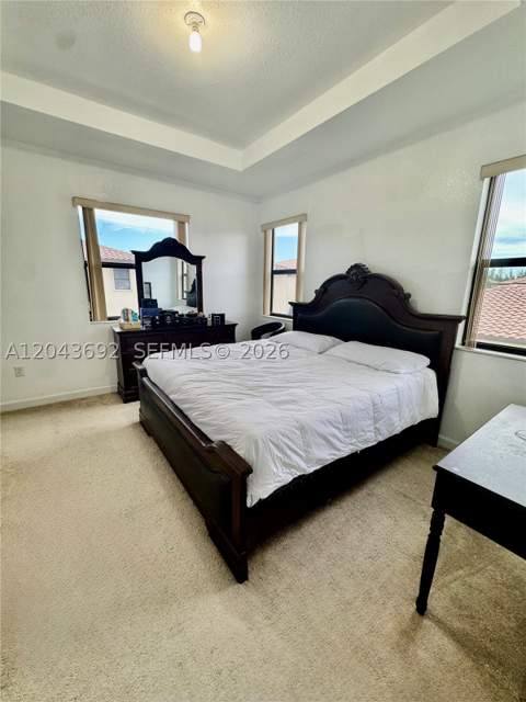 8805 W 35th Ave, Hialeah FL - photo 14 of 32