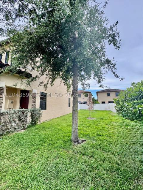 8805 W 35th Ave, Hialeah FL - photo 20 of 32
