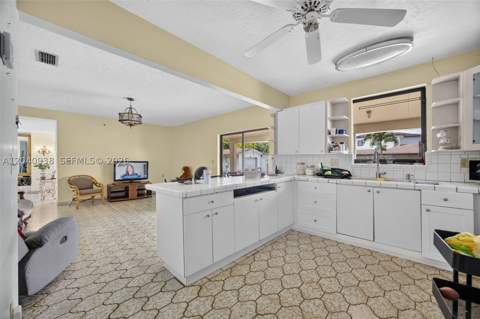 11405 SW 32nd St, Miami FL - photo 11 of 45