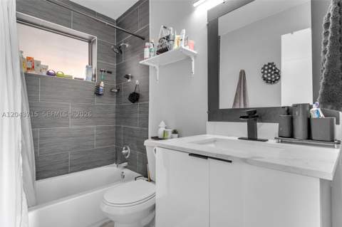 15100 NE 14th Ct, North Miami Beach FL - photo 11 of 34