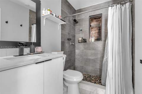 15100 NE 14th Ct, North Miami Beach FL - photo 13 of 34