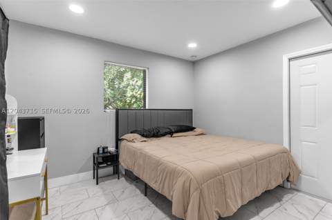 15100 NE 14th Ct, North Miami Beach FL - photo 6 of 34