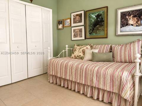9812 SW 77th Pl, Miami FL - photo 9 of 14