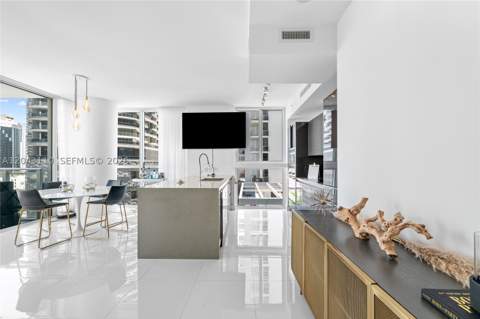 1080 Brickell Ave 1509, Miami FL - photo 6 of 55