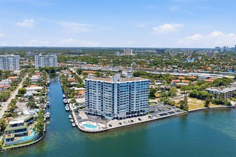 11930 N Bayshore Dr 609, North Miami FL - photo 13 of 59