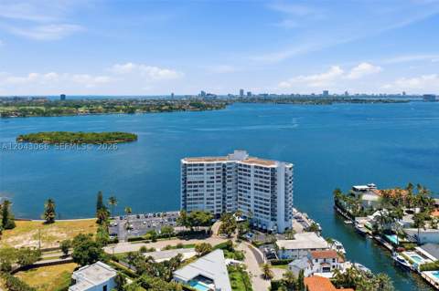 11930 N Bayshore Dr 609, North Miami FL - photo 15 of 59