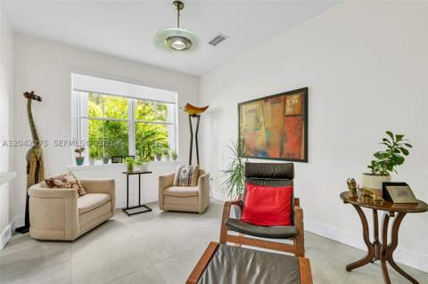 5570 NW 107th Ave 916, Doral FL - photo 13 of 55