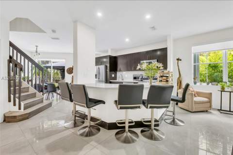 5570 NW 107th Ave 916, Doral FL - photo 14 of 55