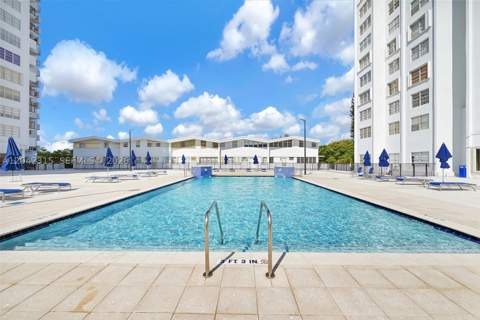 2750 NE 183rd St 2410, Aventura FL - photo 14 of 66