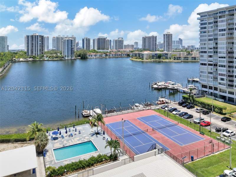 2 bedroom Condominium at 2750 NE 183rd St 2410, Commodore Plaza Condo, Aventura — photo 4
