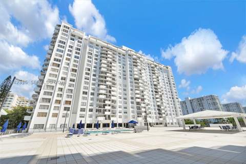 2750 NE 183rd St 2410, Aventura FL - photo 8 of 66